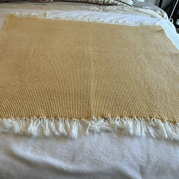 Nido Notte Italia Yellow Fringe Throw Blanket Soft Cozy Nursery - Picture 4 of 13